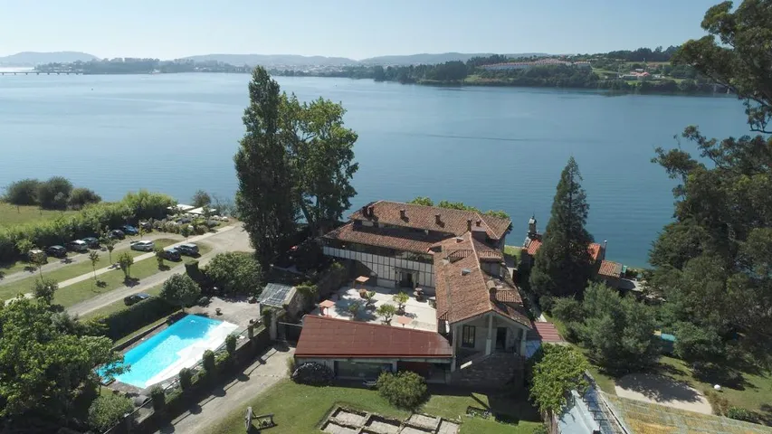 Hotel für 2 Personen, mit Garten und Ausblick sowie Pool - 1
