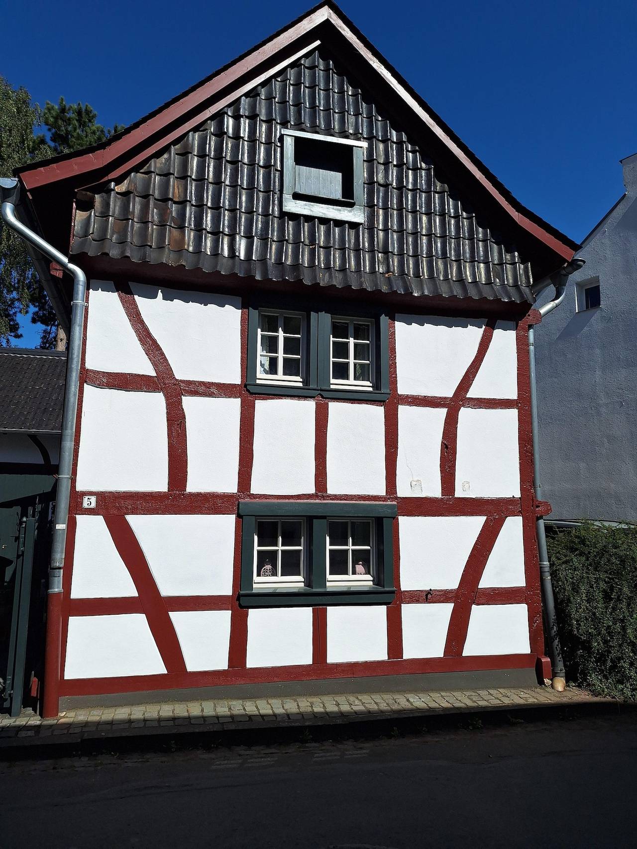 Rosige Zeiten, Ferien im Fachwerkhof in Mechernich, Naturpark Hohes Venn-Eifel