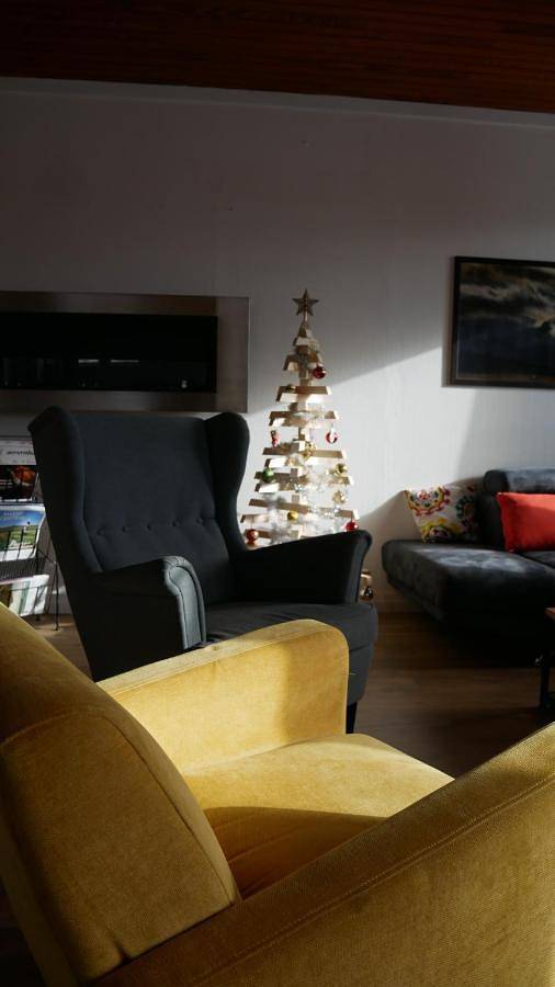 Gîte pour 5 personnes, avec jardin et vue à Chastreix - 4