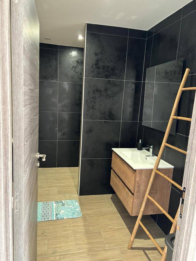 Gîte pour 5 personnes, avec jardin et terrasse à Saint-Dizier - 4