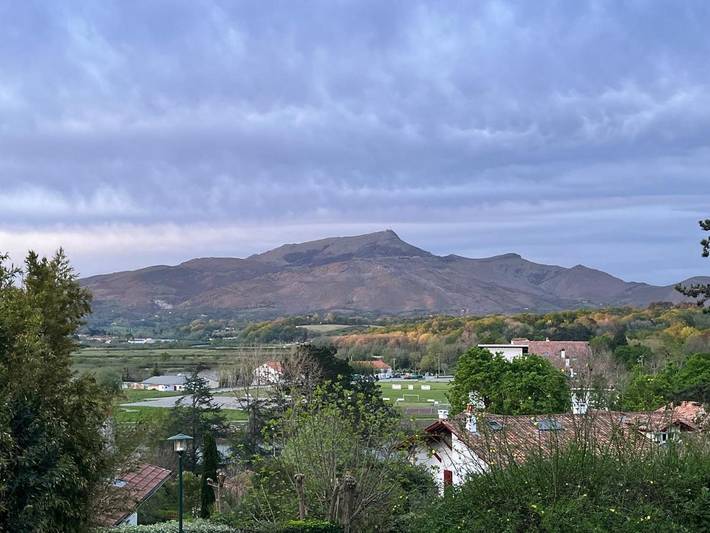 Villa pour 8 personnes, avec vue ainsi que jardin et piscine à Saint-Jean-de-Luz - 2