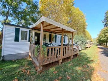 Mobil home pour 6 personnes, avec bassin pour enfant et piscine à Saint-Céré