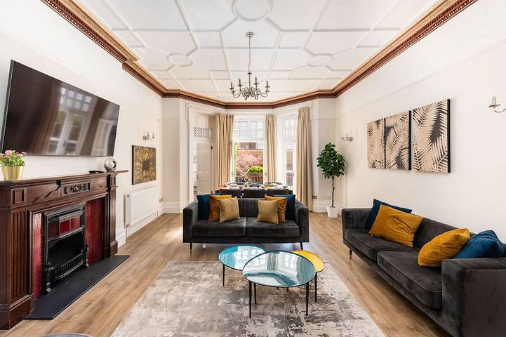 Ferienwohnung für 9 Personen, mit Terrasse und Garten in Brighton