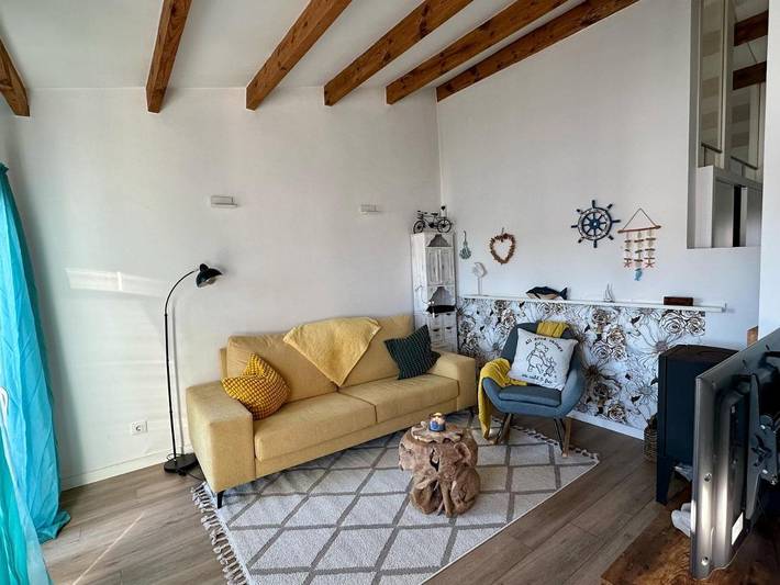 Gîte pour 5 personnes, avec piscine ainsi que vue et jardin à Es Castell - 2