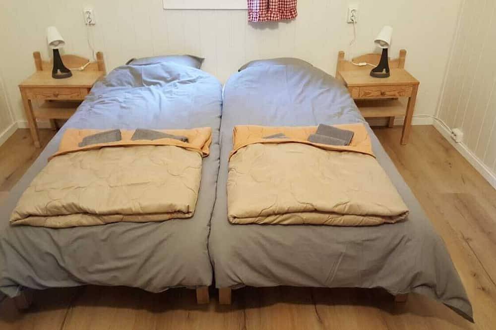 Rosa's Stuga, ein schönes Haus für zwei Personen inmitten wunderschöner Natur. in Värmland