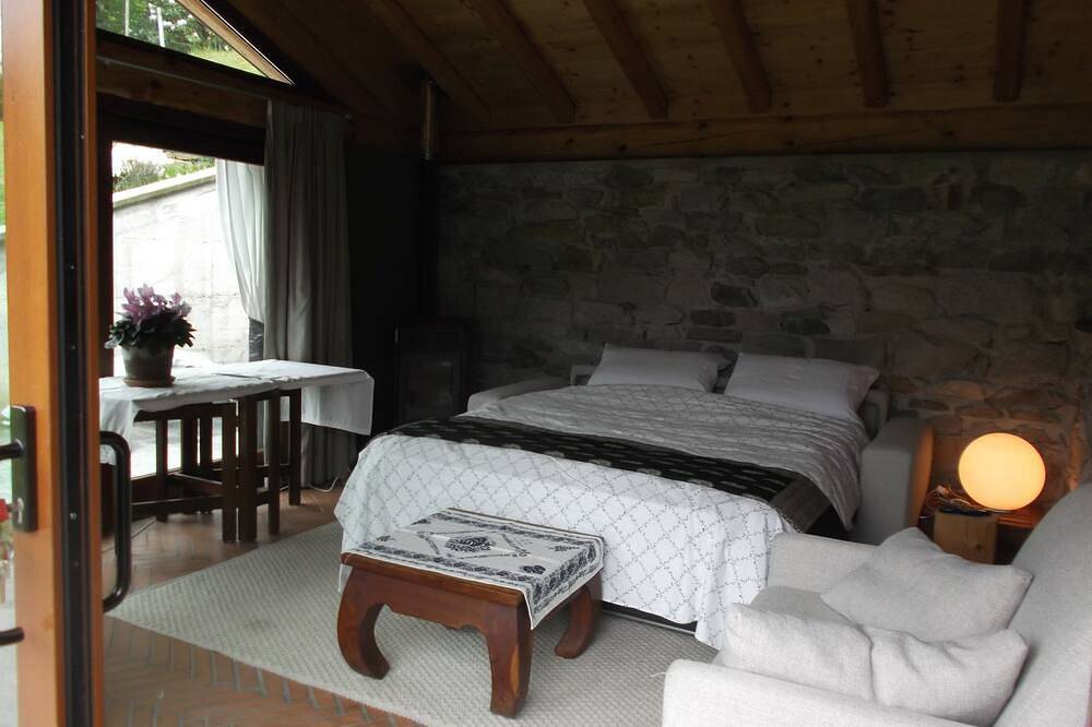 Schöne rustikale 7 km vom Ortasee - Klassische italienische Chalets gerade restauriert in Omegna, Walliser Alpen