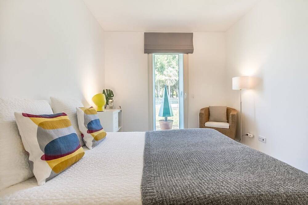 Ganze Wohnung, Luxury Beach Experience in Lisbon w/ Swimming Pool in Oeiras, Costa de Lisboa
