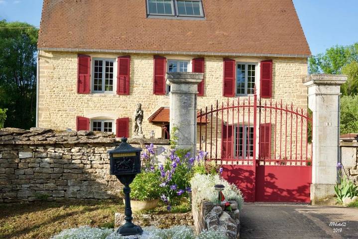 Maison d’hôte pour 2 personnes, avec jardin, animaux acceptés
