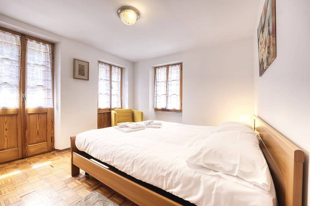 Ganze Wohnung, Gemütliche Wohnung für 6 Leute mit  W-Lan, Tv, Balkon, Haustiere erlaubt und Panoramablick in Isella (Macugnaga), Macugnaga