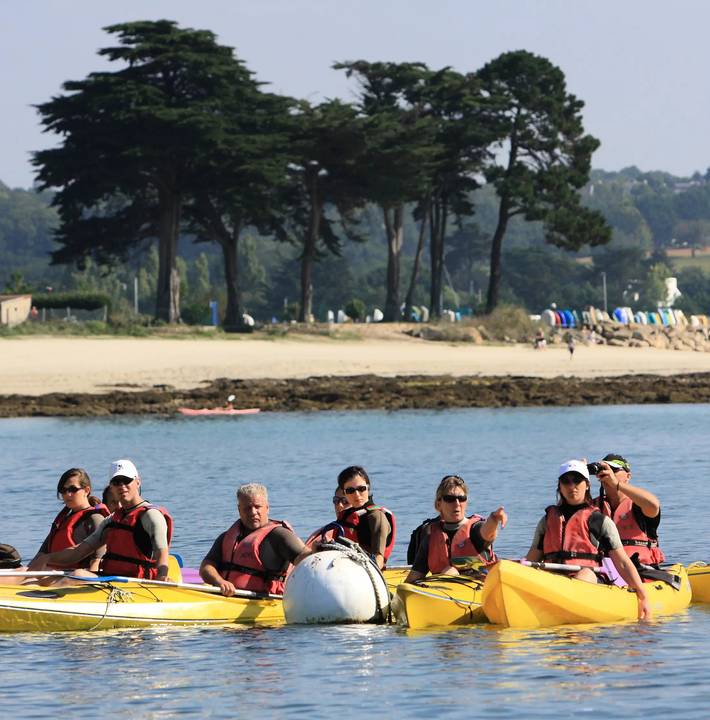 Camping pour 6 personnes, avec terrasse et piscine, adapté aux familles dans le Finistère - 4