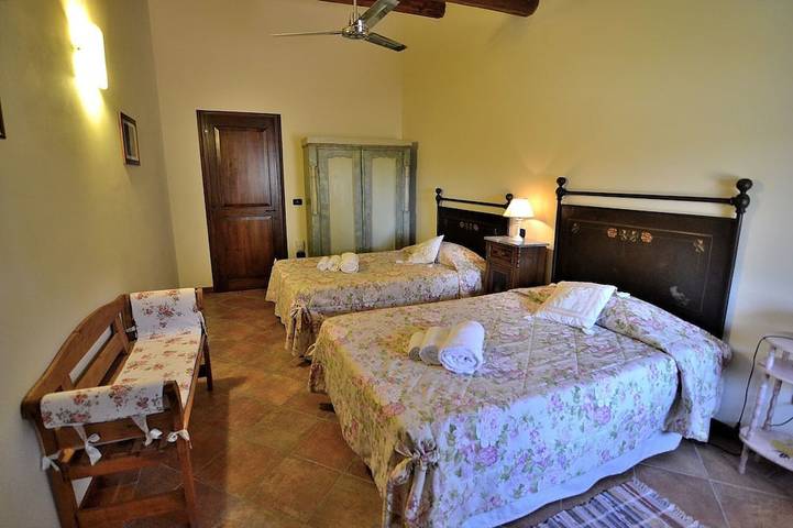 Spezial Prive !! Exklusive Villa mit Pool in der Nähe von San Gimignano + Kostenloser WIFI in Poggibonsi, Siena Provinz