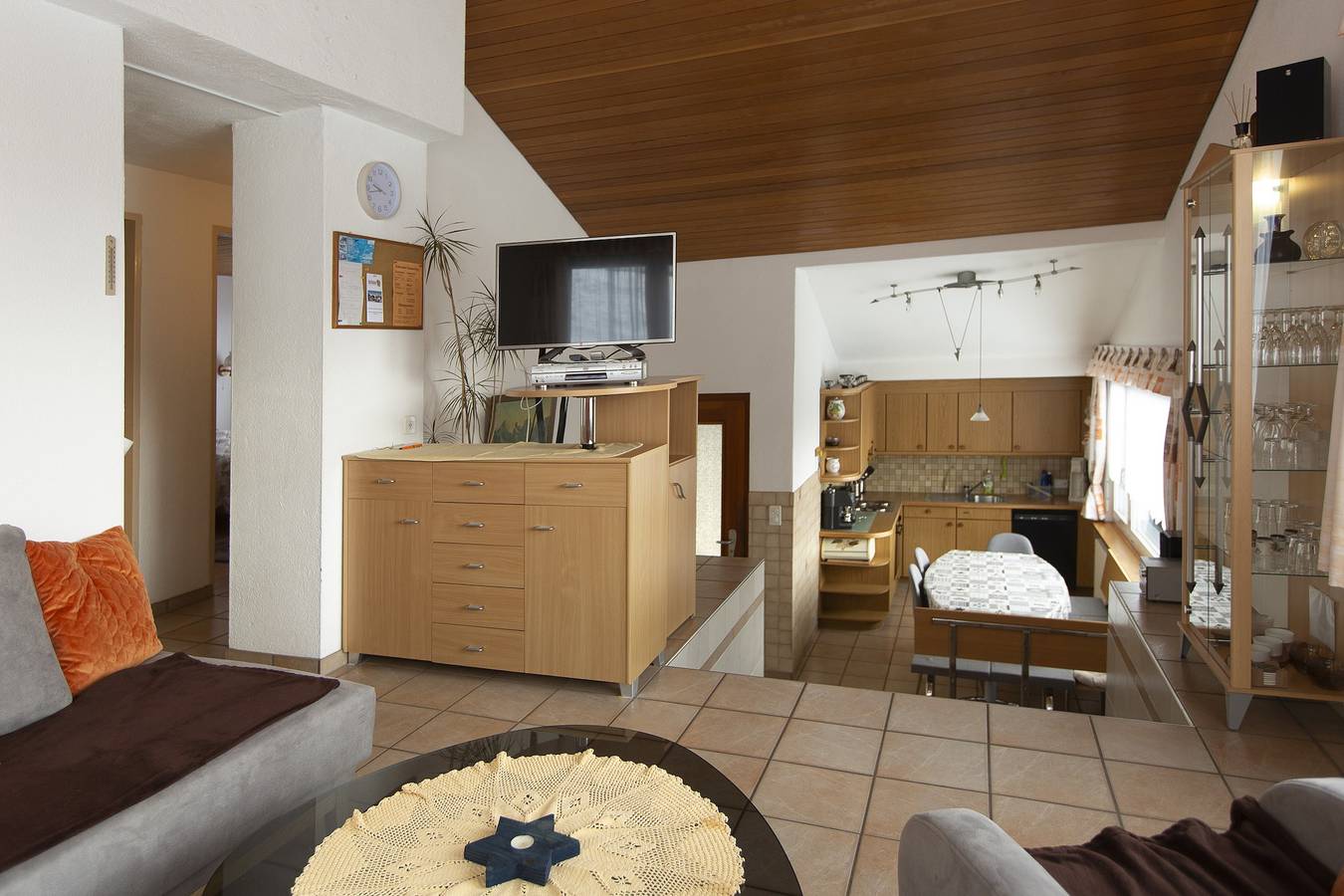 Ganze Ferienwohnung, Ferienwohnung Lerchenhüsli - 4.5 Zimmer-Chalet mit Bad/Dusche in Flumserberg, Flums