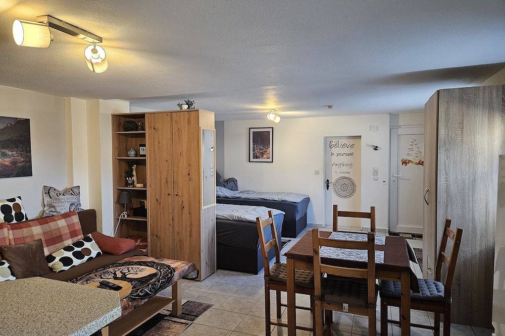 Ganze Wohnung, Ferienwohnung/App. für 2 Gäste mit 40m² in Ober-Mörlen in Ober-Mörlen, Wetterau