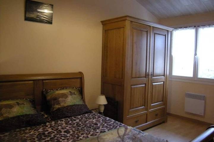 Location de vacances pour 6 personnes, avec jacuzzi ainsi que jardin et terrasse dans Cartelègue - 2