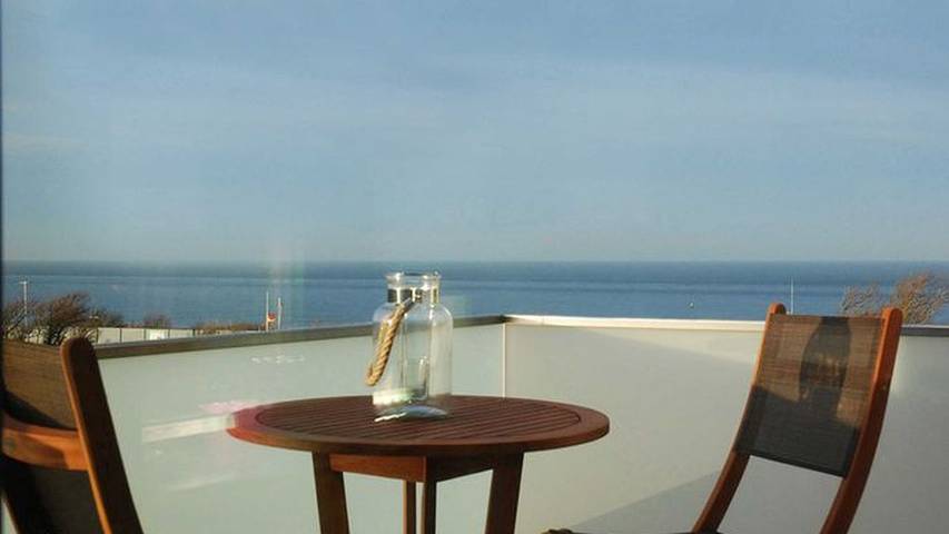 Ferienwohnung für 4 Personen, mit Ausblick und Seeblick sowie Terrasse - 1