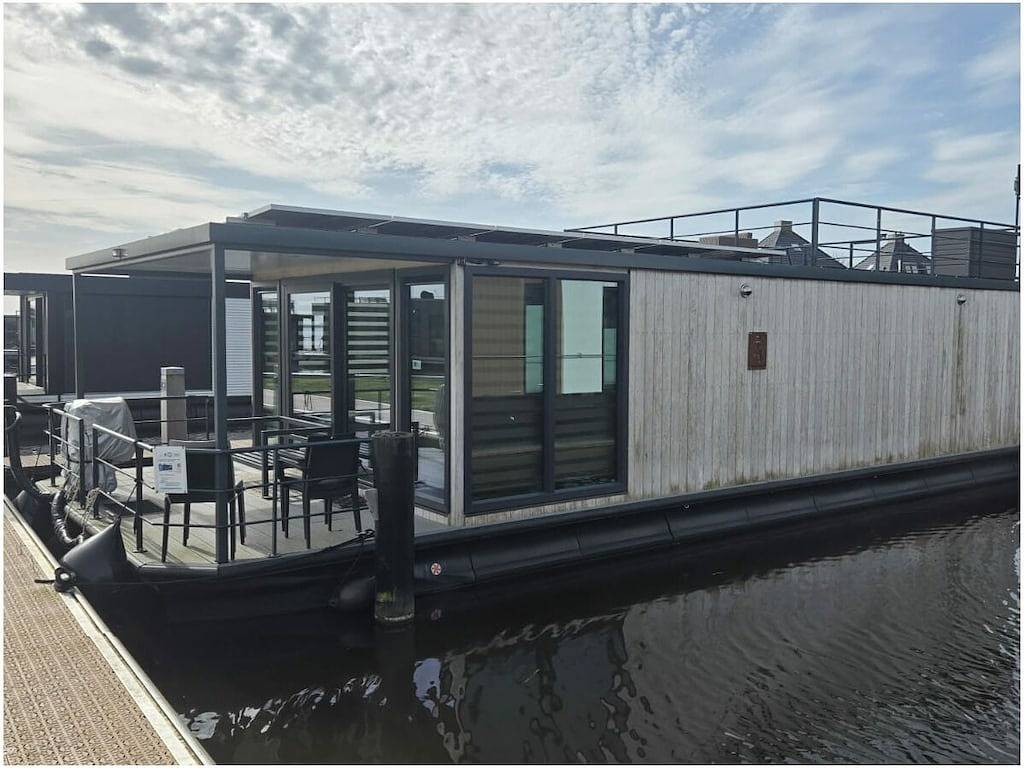 ||----------Hausboot-Ruhe------|| in Friesland