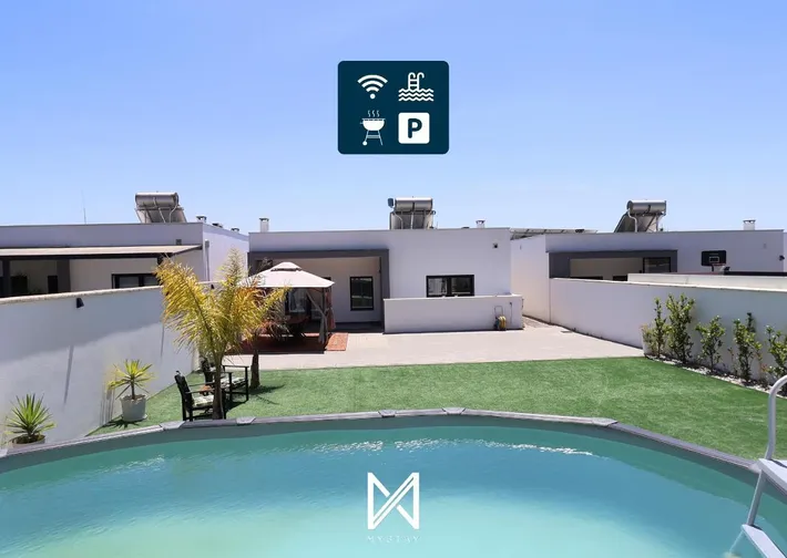 Chalet para 10 personas, con piscina y jardín - 1