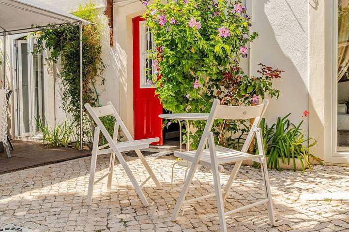 Gîte pour 9 personnes, avec terrasse et jardin à Lisbonne