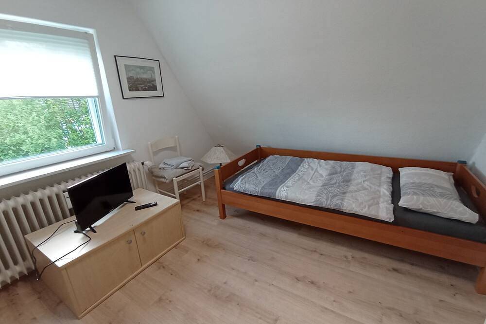 Ganze Wohnung, Gemütliche Dachgeschosswohnung am Großensee – Erholung vor den Toren Hamburgs in Großensee, Kreis Stormarn