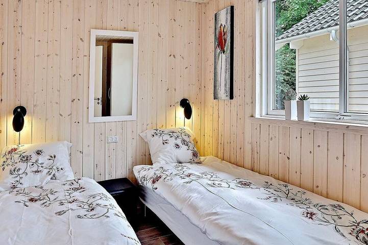 5 star holiday home in Dronningmølle in Munkerup, Dronningmølle