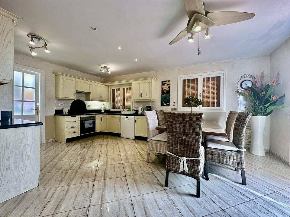 Villa pour 9 personnes avec piscine in Golf del Sur, San Miguel de Abona