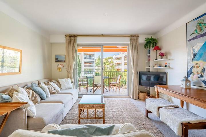 Gîte pour 6 personnes, avec vue et jardin dans Casino De Cassis - 3