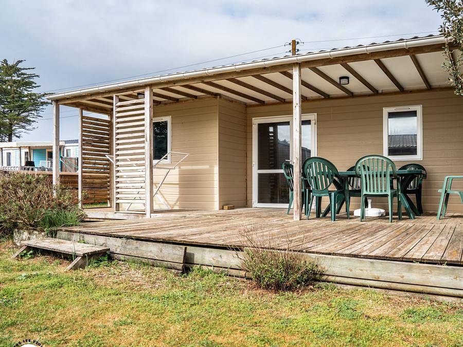 Camping Les Violettes  - Chalet 6 personnes - Chalet Albatros (3 chambres) 6 pers in L'Aiguillon-la-Presqu'île, Vendée
