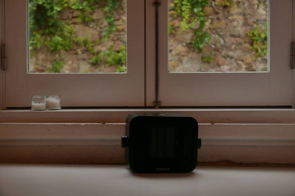 Pishon - Room in Shared Unesco House in São Martinho (Sintra), Sintra