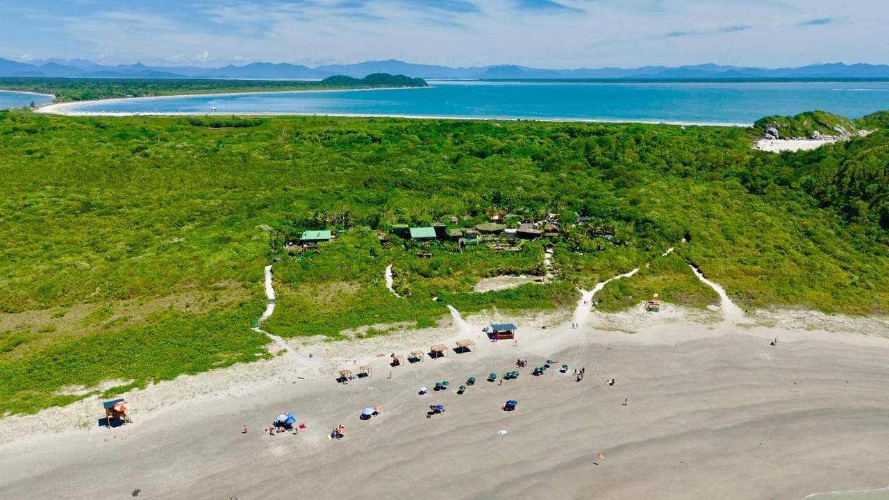 Grajagan Surf Resort in Paranaguá, Paraná