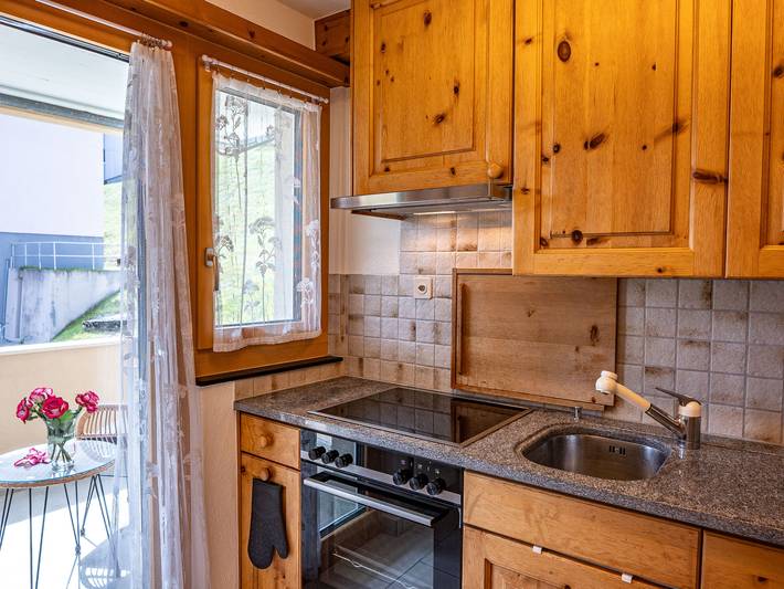 Ferienwohnung für 3 Personen, mit Balkon und Garten sowie Ausblick in Samedan - 4