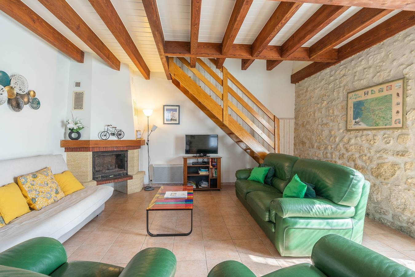 Kleines Haus 'Gite Oléron Innenpool' mit Gemeinschaftsgarten und Wlan in La Gripperie-Saint-Symphorien, Rochefort und Umgebung