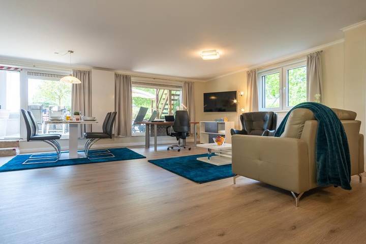 Ganze Wohnung, Haus Schwanensee Wohung 5 "Badezeit" in Bosau am großen Plöner See in Bosau, Ostholstein