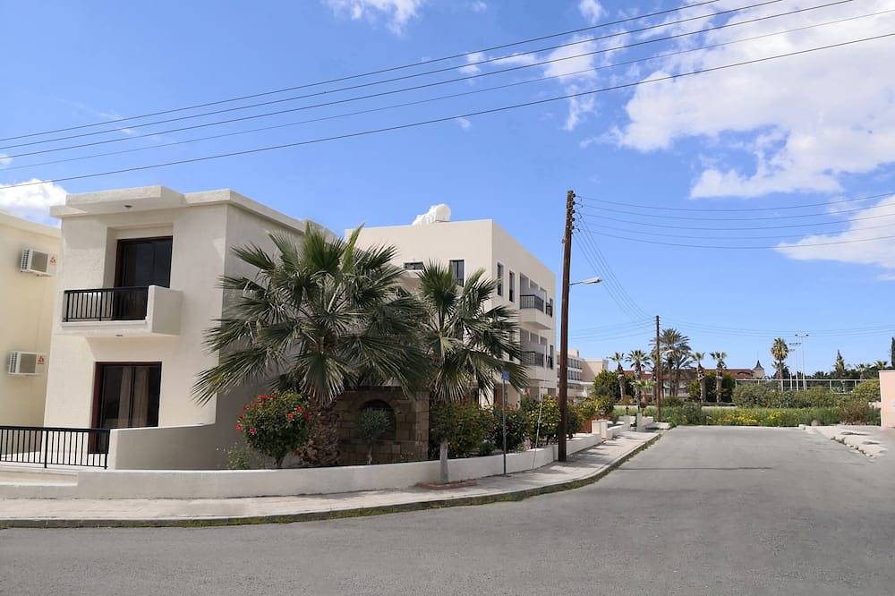 Appartement entier, Seashell Home Apartment Big-1Bdr-In Great Location in Paphos (ville), Chypre du Sud