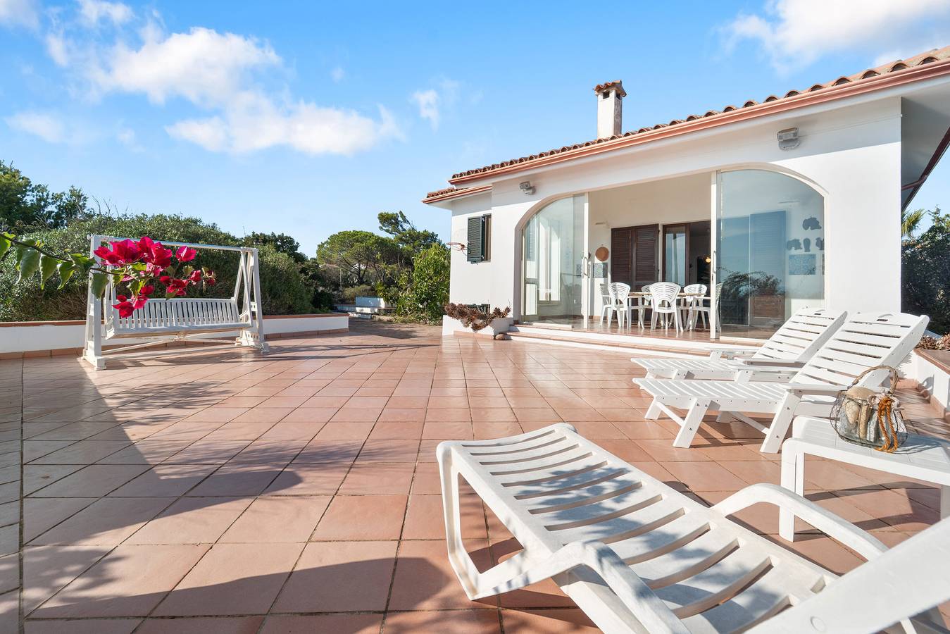 Ganze Wohnung, Ferienwohnung 'Carloforte' mit Meerblick, privater Terrasse und privatem Garten in Carloforte, Carbonia-Iglesias Provinz