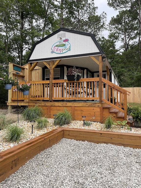Secluded Tiny Home Only Minutes To ☀️ 🏝 Topsail Island, Nc 🏝☀️ in Pender County