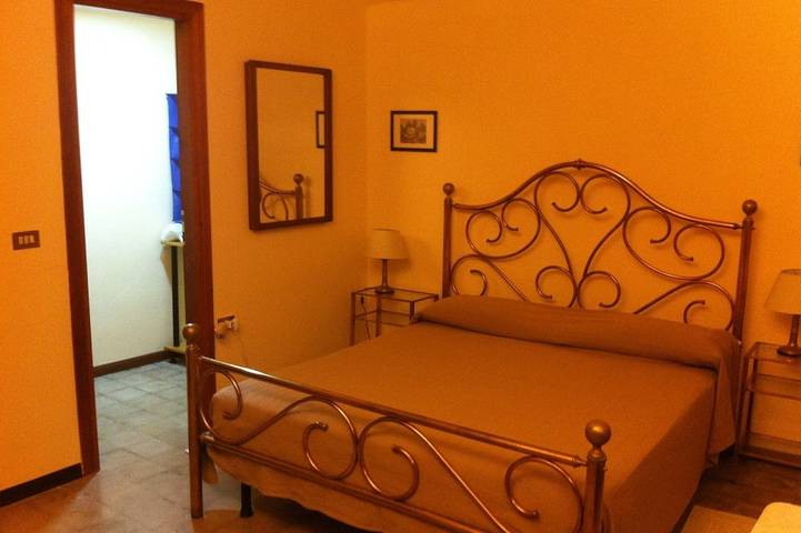 Appartement entier, Dans le salon de Naples in Naples, Province de Naples