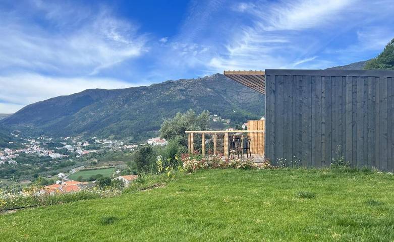 Gîte pour 3 personnes, avec terrasse ainsi que jardin et vue à Manteigas - 4