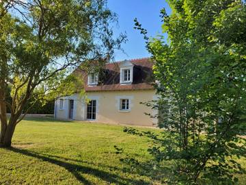 Gîte pour 8 personnes, avec jardin et terrasse à Angé