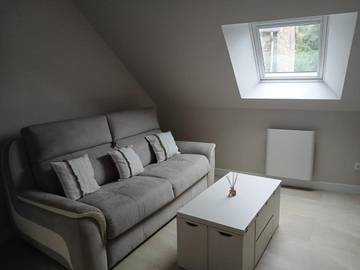 Gîte pour 4 personnes, avec terrasse et vue à Lanvallay