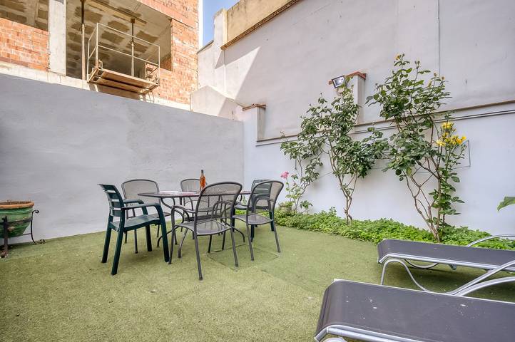 Ferienwohnung für 8 Personen, mit Terrasse und Garten in Roses - 4