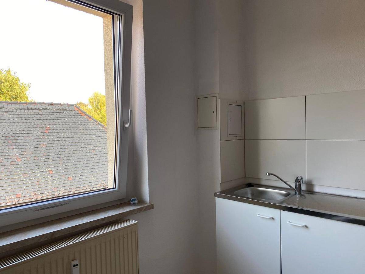Ganze Wohnung, Three-Bedroom Apartment in Elsteraue, Burgenlandkreis
