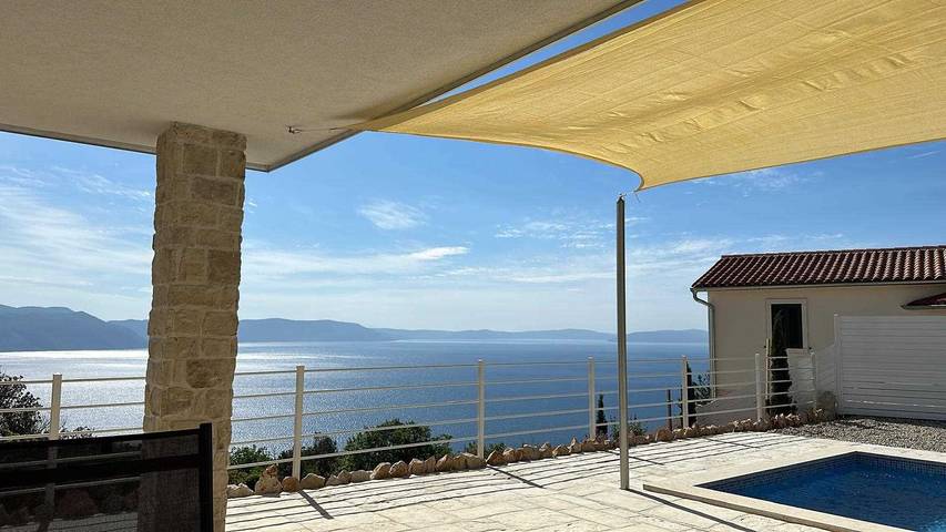 Ferienhaus für 4 Personen, mit Meerblick und Terrasse sowie Garten und Pool in Labin - 2