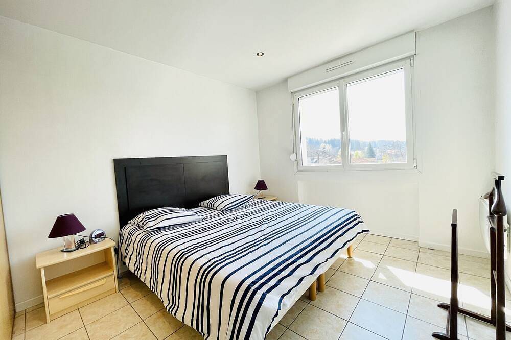 Entire apartment, Appartement Jacques Prévert in La Vôge-les-Bains, Épinal region