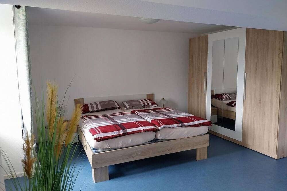 Ganze Wohnung, Ferienwohnung Altes Forsthaus - 4-Bett-Ferienwohnung Altes Forsthaus in Dasburg, Eifelkreis Bitburg-Prüm