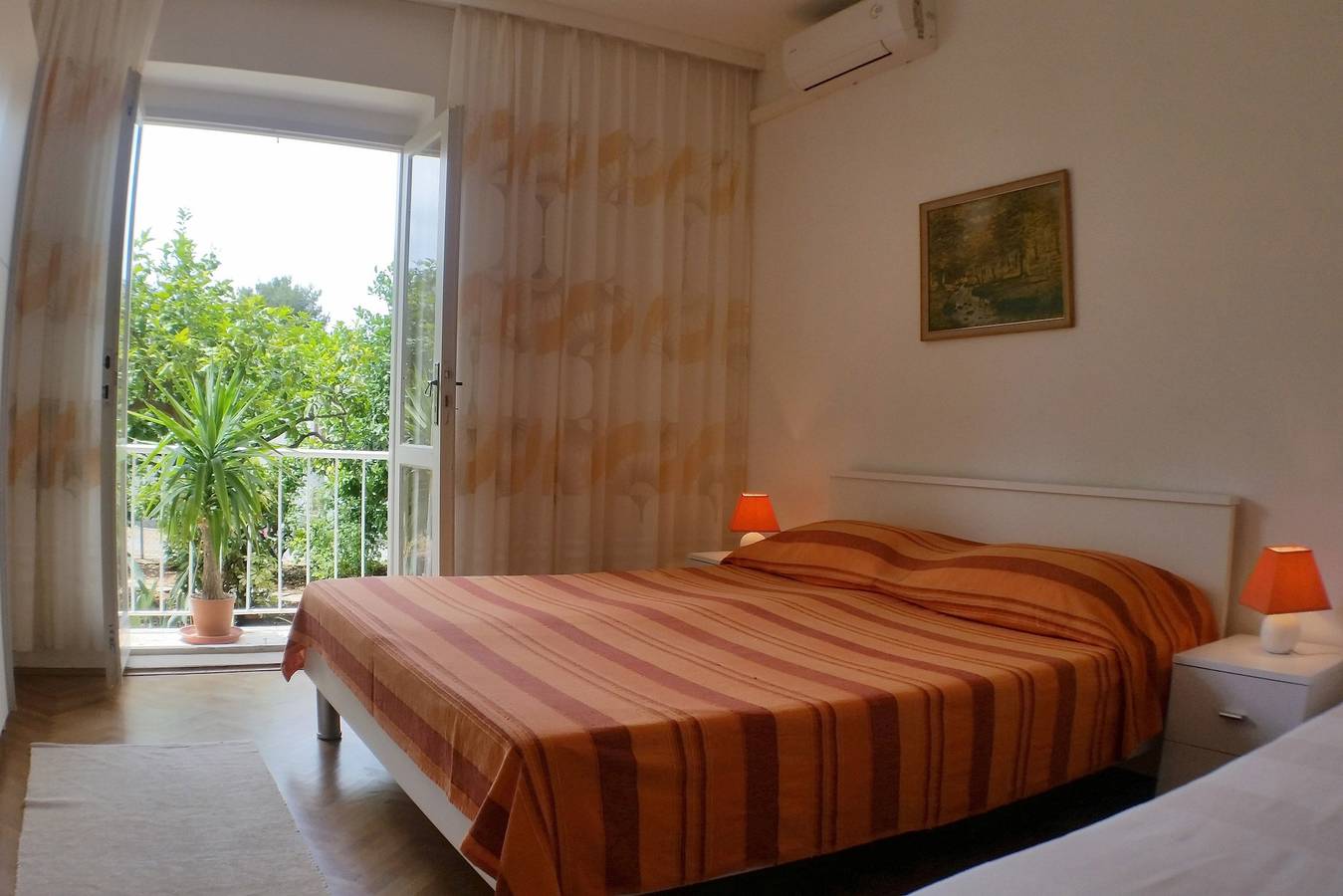 Ganze Wohnung, 3-Zimmer-Ferienwohnung mit Terrasse Podgora, Makarska -a in Podgora, Makarska Riviera