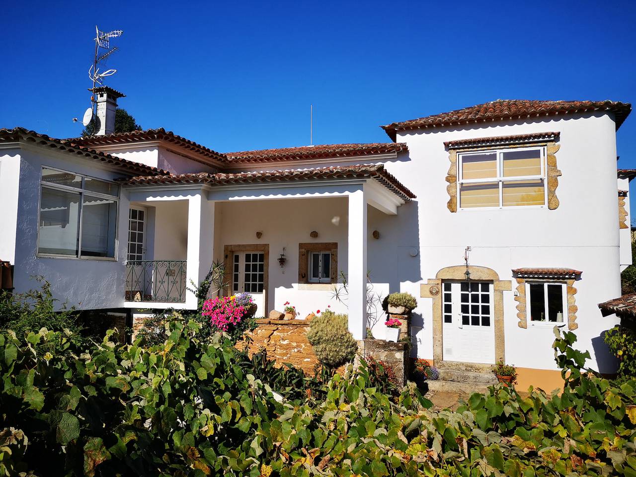 Casa vacanze 'Cottage' con vista sulle montagne, piscina condivisa e Wi-Fi in O Rosal, Provencia di Pontevedra