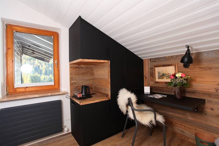 Tweepersoonskamer, douche, Wc, standard in Riezlern, Mittelberg