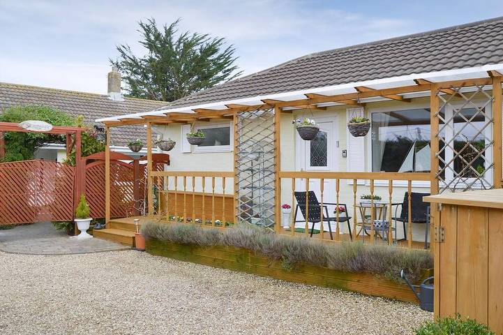 Bungalow for 2 people, with garden, with pets on the Isle of Wight
