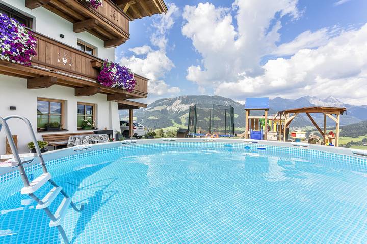 Ferienhaus für 4 Personen, mit Sauna und Pool sowie Garten in Tirol - 2