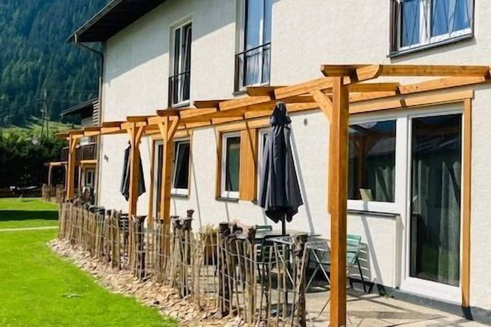 Ganze Wohnung, Chalet style apartment | bergblick und modern eingerichtet | Privatterrassen in Hohe Tauern, Mallnitz